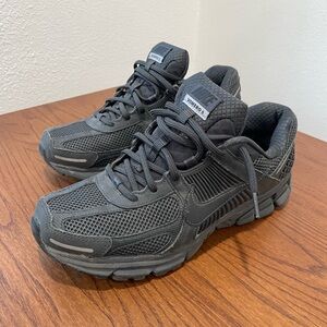 Nike Vomero 5 Mesh Running Shoes (Anthracite)